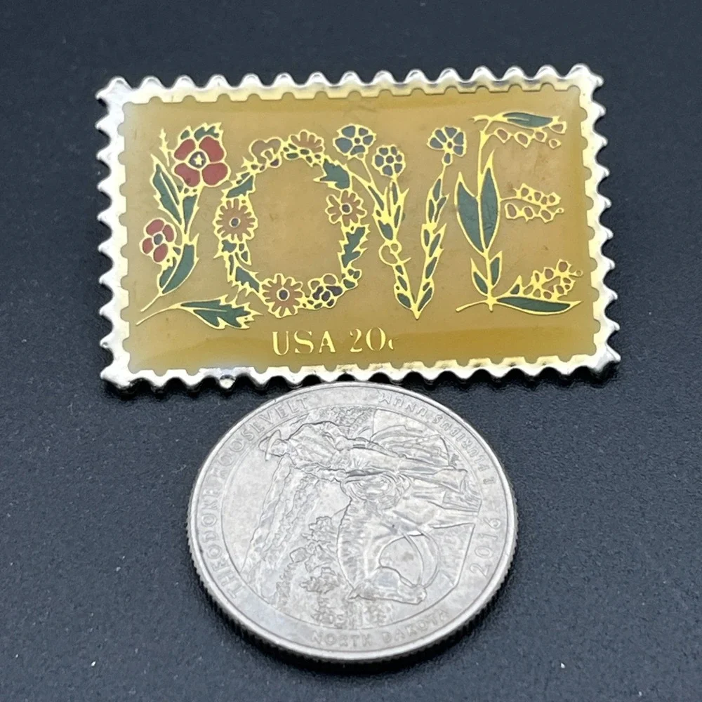 USPS‎ United States Postal Service Stamp Love Flowers Lapel Hat Pin